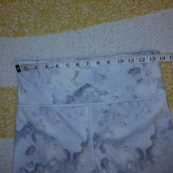 Athleta Brand Women's Size Medium Leggings Bottoms - Picture 5 of 10